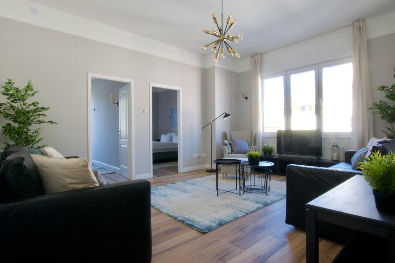 Standard Apartment By Hi5 - Tatra Street บูดาเปสต์ ภายนอก รูปภาพ