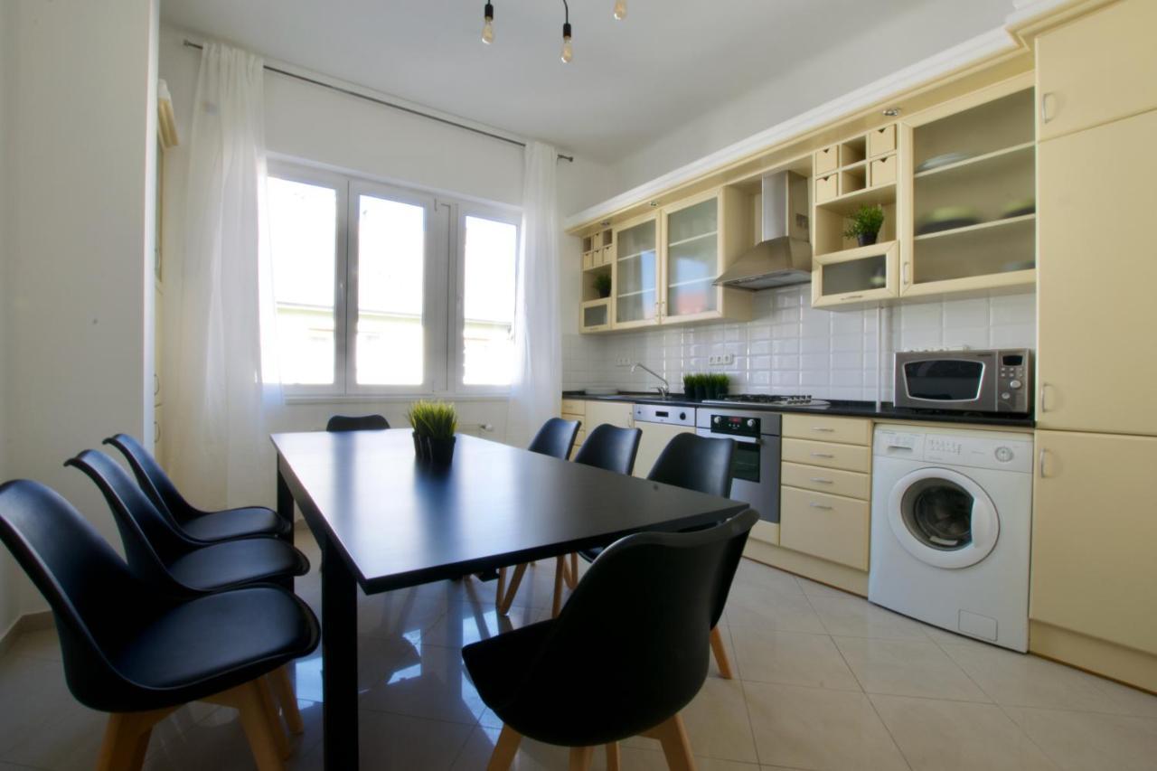 Standard Apartment By Hi5 - Tatra Street บูดาเปสต์ ภายนอก รูปภาพ