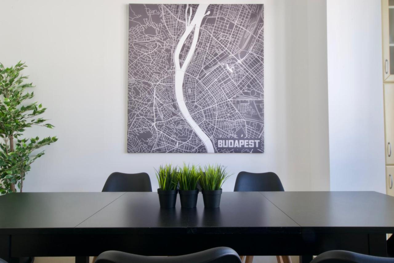 Standard Apartment By Hi5 - Tatra Street บูดาเปสต์ ภายนอก รูปภาพ