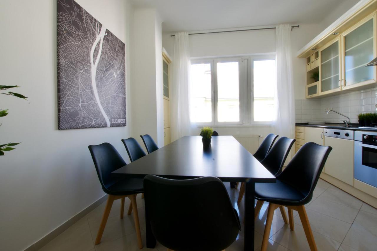 Standard Apartment By Hi5 - Tatra Street บูดาเปสต์ ภายนอก รูปภาพ