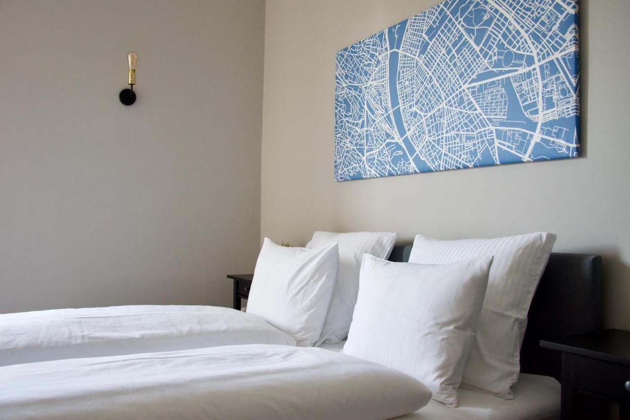 Standard Apartment By Hi5 - Tatra Street บูดาเปสต์ ภายนอก รูปภาพ