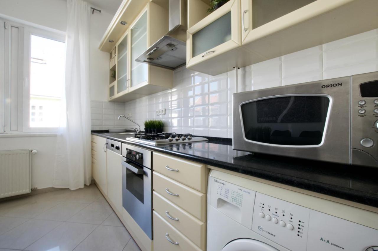 Standard Apartment By Hi5 - Tatra Street บูดาเปสต์ ภายนอก รูปภาพ