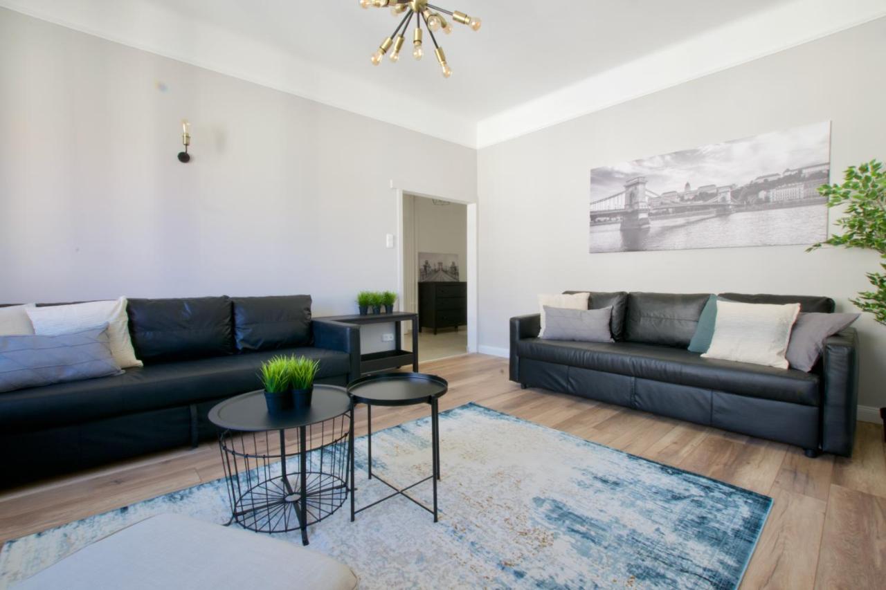 Standard Apartment By Hi5 - Tatra Street บูดาเปสต์ ภายนอก รูปภาพ
